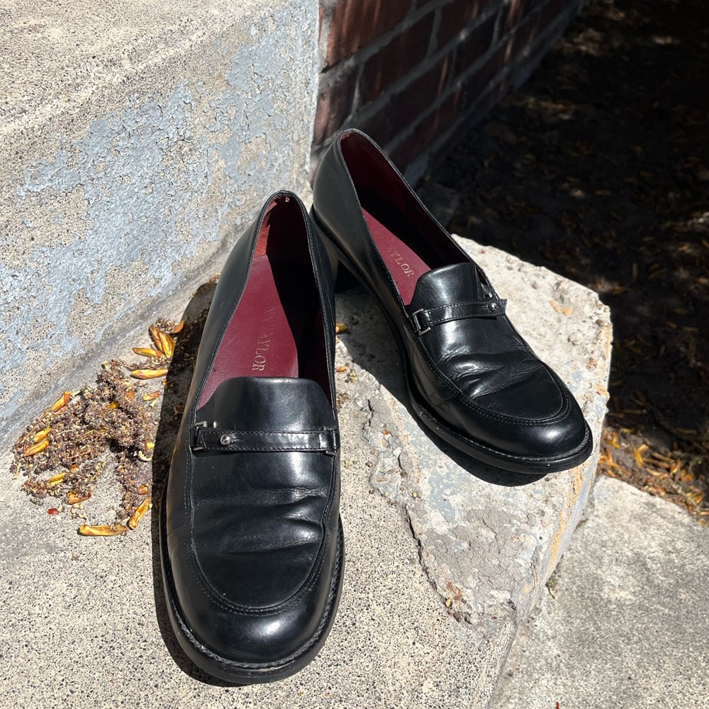 Vintage 90s Black Ann Taylor Loafers